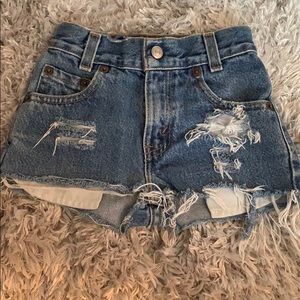 Levi’s shorts